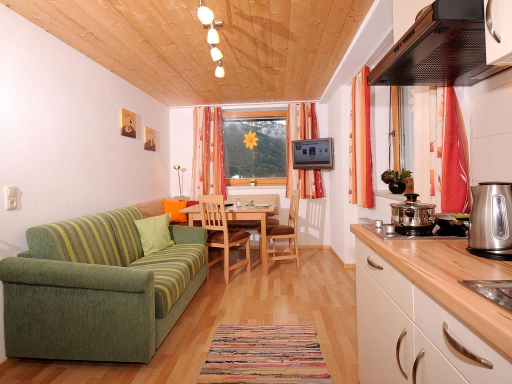 טוקס Single Apartment Martlerhof חדר תמונה