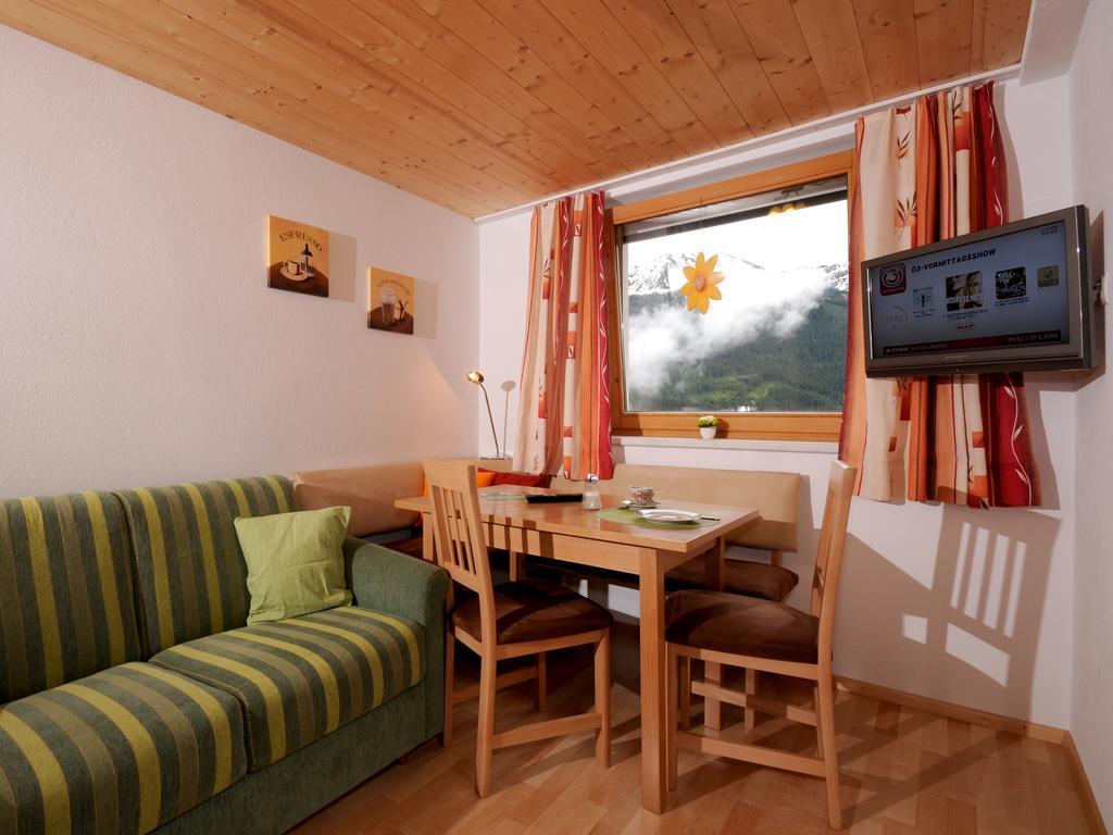 טוקס Single Apartment Martlerhof חדר תמונה